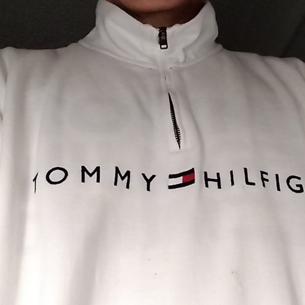 Long sleeve sweater